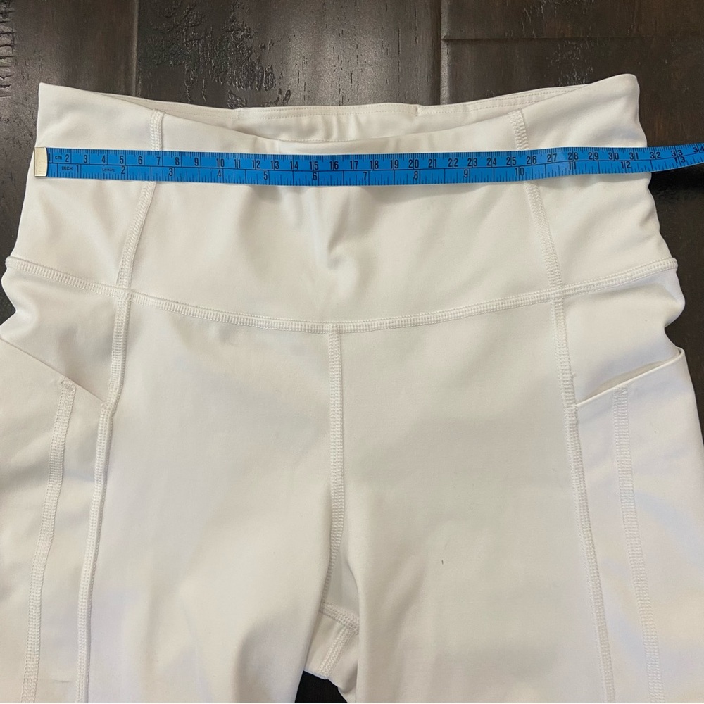 Women’s Athleta Biker Shorts “Ultimate Stash”